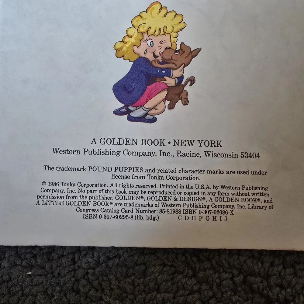 VINTAGE POUND PUPPIES 'PICK OF THE LITTER' - LITTLE GOLDEN BOOK - 1986 PAPERBACK